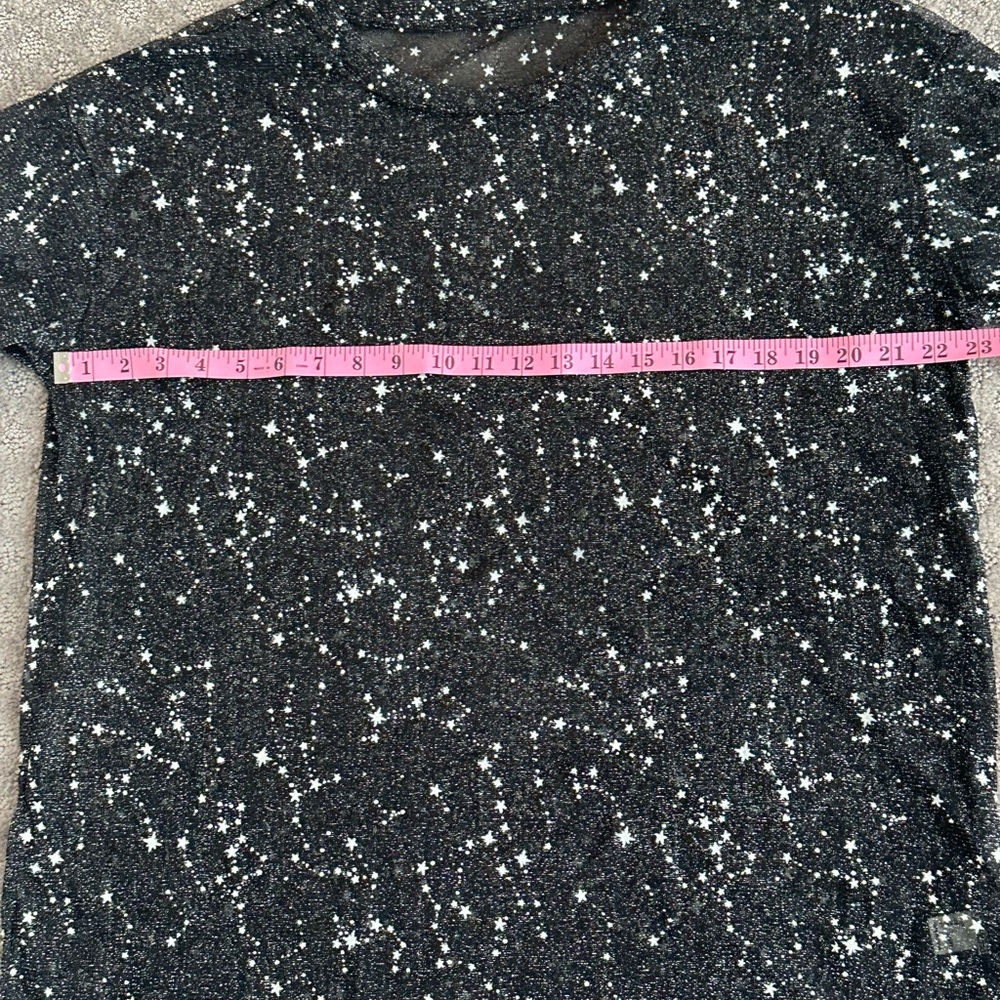 Black and White Starry Short Sleeve Tee - LARGE - Picture 7 of 7